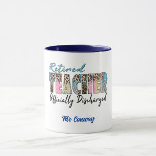 Gepensioneerde leraar officieel ontslagen. bewerkb mok