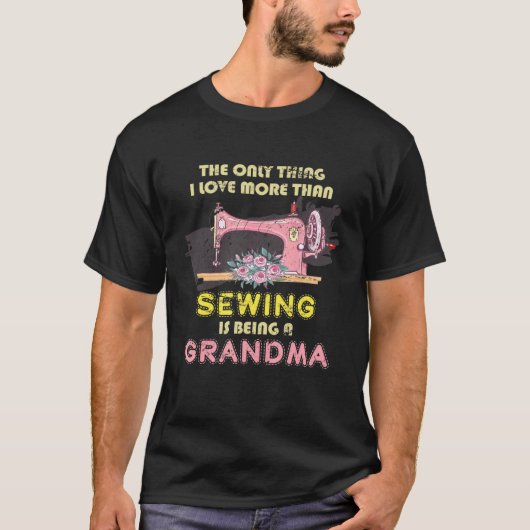 Gepensioneerde Oude Vrouwen Riool Naaimachine Oma  T-shirt (Voorkant)