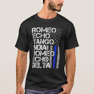 Gepensioneerde politieagent met fonetische code Th T-shirt
