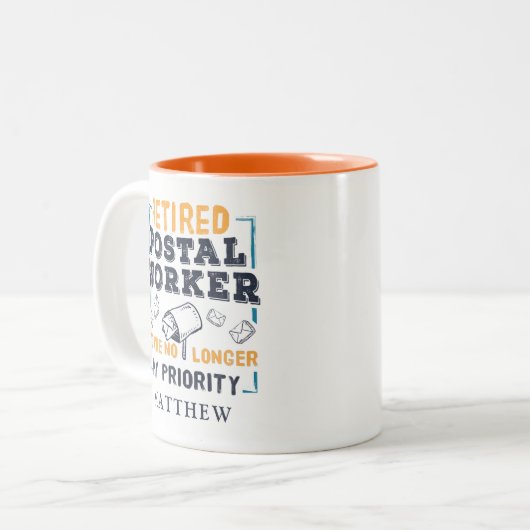 Gepensioneerde postarbeider Mailman Retirement Pri Tweekleurige Koffiemok (Voorkant links)
