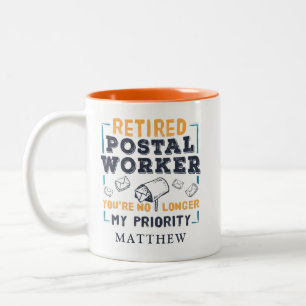 Gepensioneerde postarbeider Mailman Retirement Pri Tweekleurige Koffiemok