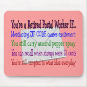 Gepensioneerde postbeambte — Funny T-Shirts en Gif Muismat (Voorkant)