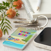 Gepensioneerde Verpleegster, Pret in de Zon Sleutelhanger (Voorkant Rechts)