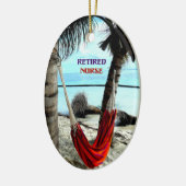 Gepensioneerde zuster - Hammock bij het strand Keramisch Ornament (Links)