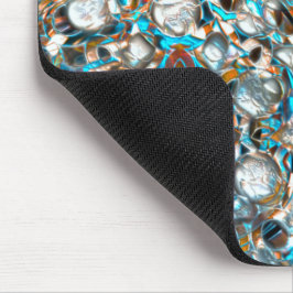 Geperforeerde blauwvis over witachtige textuur muismat