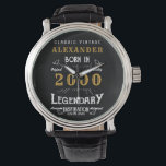 Gepersonaliseerd 21ste verjaardag 2000  zwart horloge<br><div class="desc">Een gepersonaliseerd uniek horloge voor die speciale verjaardagspersoon, geboren in 2000 en 21 jaar oud. Voeg de naam toe aan dit retro stijl zwart, wit en goud ontwerp voor een aangepast 21e verjaardagscadeau. Bewerk eenvoudig de naam en het jaar met de sjabloon. Een prachtig op maat gemaakt zwart verjaardagscadeau. Meer...</div>