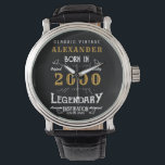 Gepersonaliseerd 21ste verjaardag 2000  zwart horloge<br><div class="desc">Een gepersonaliseerd uniek horloge voor die speciale verjaardagspersoon, geboren in 2000 en 21 jaar oud. Voeg de naam toe aan dit retro stijl zwart, wit en goud ontwerp voor een aangepast 21e verjaardagscadeau. Bewerk eenvoudig de naam en het jaar met de sjabloon. Een prachtig op maat gemaakt zwart verjaardagscadeau. Meer...</div>