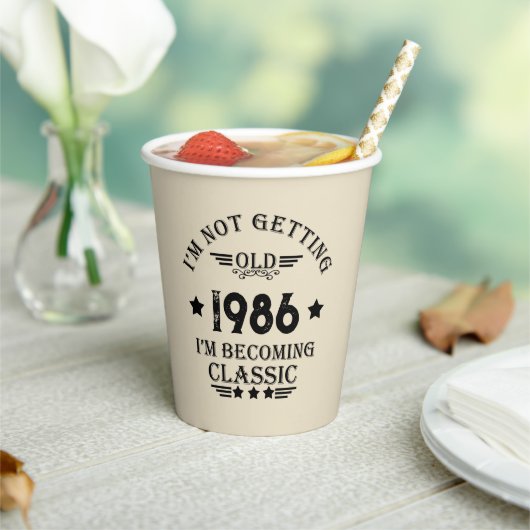 Gepersonaliseerd  35e verjaardagsfeest papieren bekers (Insitu)