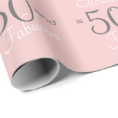 Gepersonaliseerd 50 en Fabulous Pink 50th Birthday Cadeaupapier (Rol Hoek)