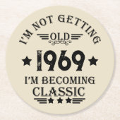 Gepersonaliseerd  55ste verjaardagsfeest ronde kartonnen onderzetter (Voorkant)