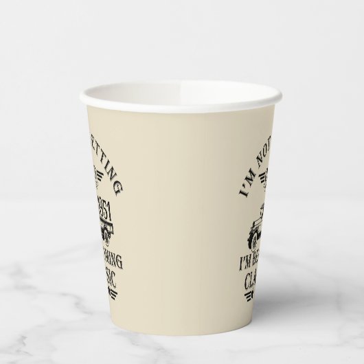 Gepersonaliseerd  65ste verjaardagsfeest papieren bekers (Links)