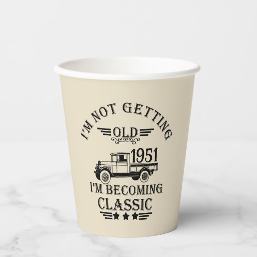 Gepersonaliseerd 65ste verjaardagsfeest papieren bekers (Voorkant)