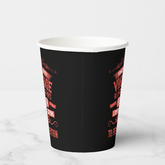 Gepersonaliseerd  65ste verjaardagsfeest papieren bekers (Rechts)