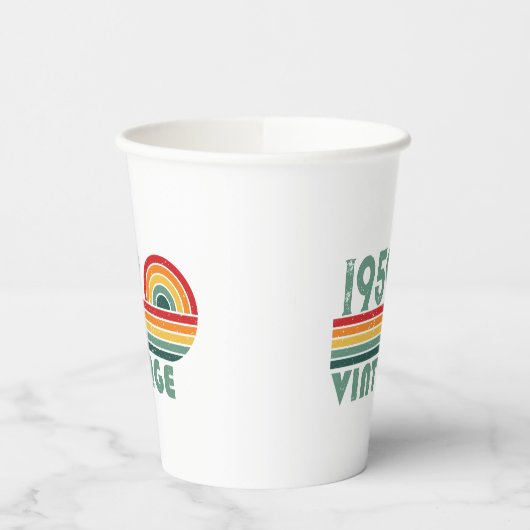 Gepersonaliseerd  65ste verjaardagsfeest papieren bekers (Links)