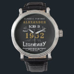 Gepersonaliseerd 70e verjaardag van de  zwarte gou horloge<br><div class="desc">Een gepersonaliseerd uniek horloge voor die speciale verjaardagspersoon. Voeg de naam aan dit retro stijlontwerp voor een gift van de douaneverjaardag toe. Bewerk eenvoudig de naam en het jaar met de sjabloon die u hebt opgegeven. Een geweldig aangepast verjaardagscadeau. Meer geschenken en partijbenodigdheden voor die partijviering beschikbaar met het "Legendary"ontwerp...</div>