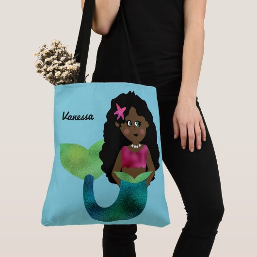 Gepersonaliseerd Afrikaans-Amerikaanse Zeemeermin  Tote Bag (Dichtbij)