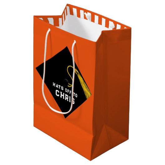 Gepersonaliseerd Afstuderen 2022 Middelgrote Gift  Medium Cadeauzakje (Voorkant Gekanteld)