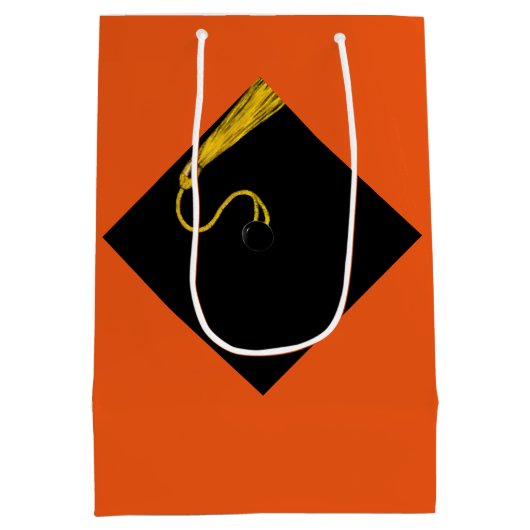 Gepersonaliseerd Afstuderen 2022 Middelgrote Gift Medium Cadeauzakje (Achterkant)