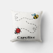 Gepersonaliseerd Bezig Bumblebee & Ladybird Patter Kussen (Voorkant)