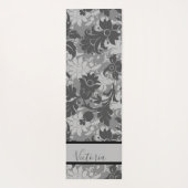 Gepersonaliseerd Black Grey Floral Damask Name Yogamat (Achterkant)