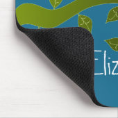 Gepersonaliseerd Black Raven op een boomtak Muismat (Hoek)