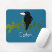 Gepersonaliseerd Black Raven op een boomtak Muismat (Met muis)