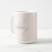 Gepersonaliseerd Blush Roze Monogram Koffiemok (Voorkant links)