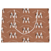 Gepersonaliseerd bruin vrolijk kerstrood monogram groot cadeauzakje (Voorkant)