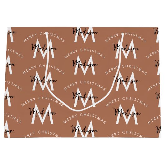Gepersonaliseerd bruin vrolijk kerstrood monogram groot cadeauzakje (Voorkant)