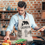 Gepersonaliseerd cadeau met opa's naam opa Beer Schort<br><div class="desc">Hou je van tijd doorbrengen met je kleinkinderen? Zo ja, dan hou je van dit gepersonaliseerde platform! Het is perfect voor het koken of bakken met je kleinkinderen. Het platform is gemaakt van een weefsel van hoge kwaliteit en heeft een robuust zwart beer op een gebroken witte achtergrond. Dit is...</div>