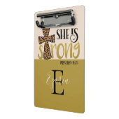 Gepersonaliseerd Christelijk zij is sterke spreekw Mini Klembord (Angled2)