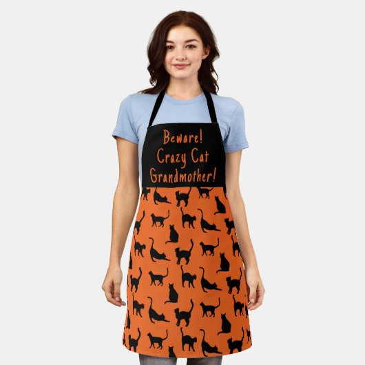 Gepersonaliseerd Crazy Cat Grootmoeder Halloween Schort (Gedragen)