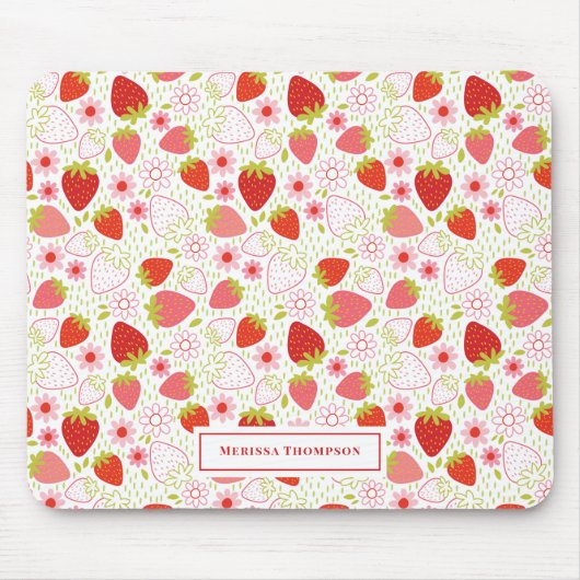 Gepersonaliseerd Cute Red Strawberry Pattern Muismat (Voorkant)