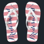 Gepersonaliseerd dienstmeisje van de Honor Navy en Teenslippers<br><div class="desc">Gepersonaliseerde navel- en roze Stripes-patroon - Wijzigen in elke kleur door op Aanpassen te klikken. En zeg alles wat je maar wilt. Maak deze van een soort teenslipper met UW bericht op hen. Wees het praatje over het strand!</div>