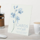 Gepersonaliseerd Dusty Blue Wildflower Vrijgezelle Reclamebord Met Voetstuk (Insitu)