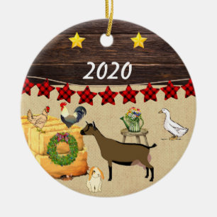 Gepersonaliseerd - een kerstgeit in een land keramisch ornament