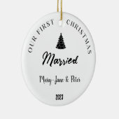 Gepersonaliseerd Eerste Kersthuwelijk Keramisch Ornament (Rechts)
