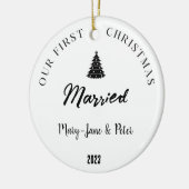 Gepersonaliseerd Eerste Kersthuwelijk Keramisch Ornament (Links)