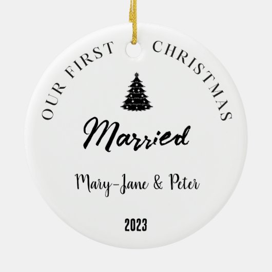 Gepersonaliseerd Eerste Kersthuwelijk Keramisch Ornament (Achterkant)
