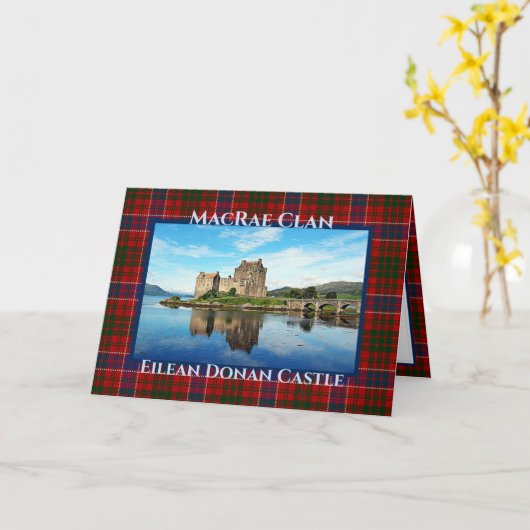 Gepersonaliseerd Eilean Donan Castle - Clan MacRae Kaart (Gele Bloem)