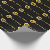 Gepersonaliseerd Elegant Black & Gold Modern Monog Cadeaupapier (Hoek)