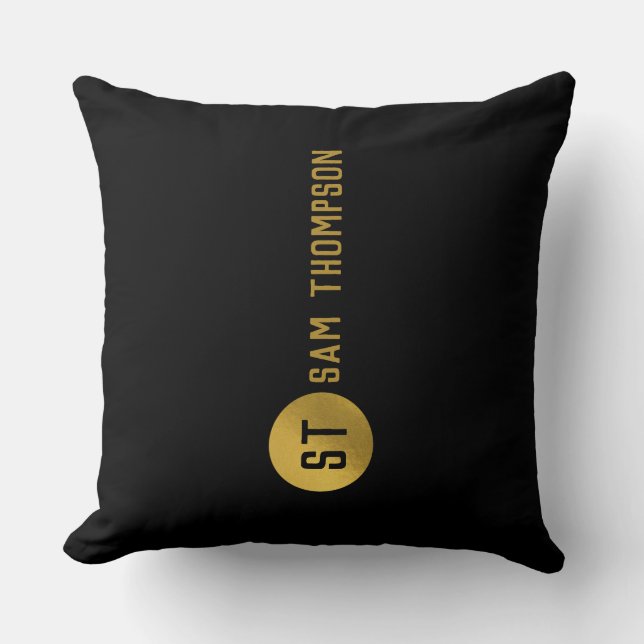 Gepersonaliseerd Elegant Black & Gold Modern Monog Kussen (Voorkant)