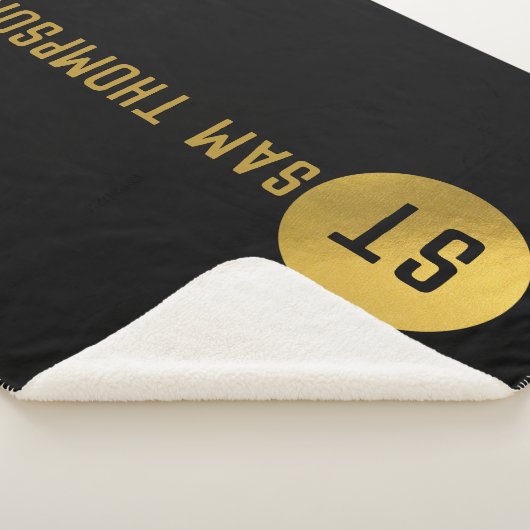 Gepersonaliseerd Elegant Black & Gold Modern Monog Sherpa Deken (3/4)