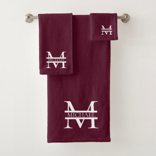 Gepersonaliseerd Elegant Bourgondisch Monogram en  Bad Handdoek (Insitu)