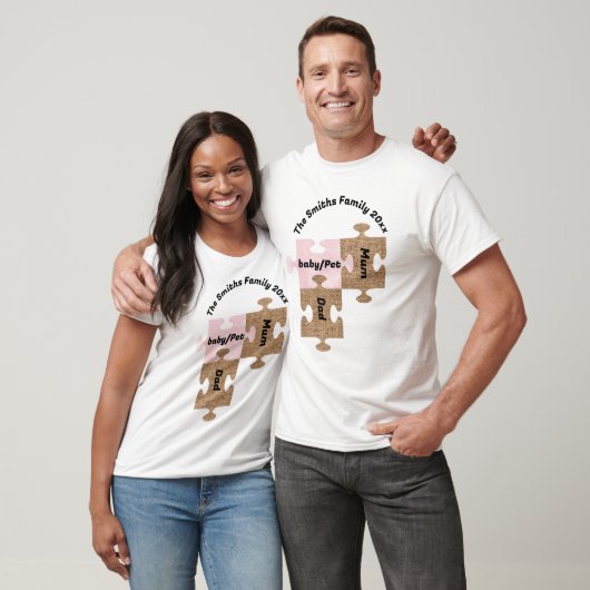Gepersonaliseerd familie T-shirt - drie puzzelstuk (Unisex)