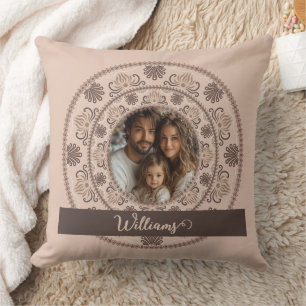 Gepersonaliseerd Familieportret Warm Neutrals Mand Kussen