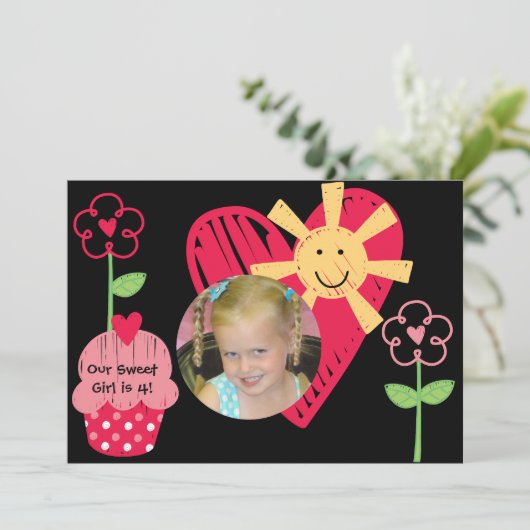 Gepersonaliseerd Foto Sweet Treat Birthday Invitat Kaart (Staand voorkant)