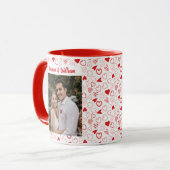 Gepersonaliseerd foto's en namen hart gepatterd mok (Voorkant links)