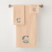 Gepersonaliseerd G Initiaal Silver Monogram Jouw n Bad Handdoek (Insitu)