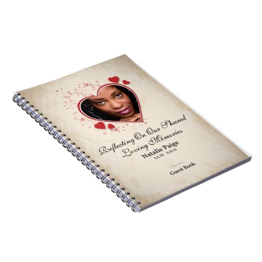 Gepersonaliseerd gastenboek met hartthema notitieboek (Rechterzijde)